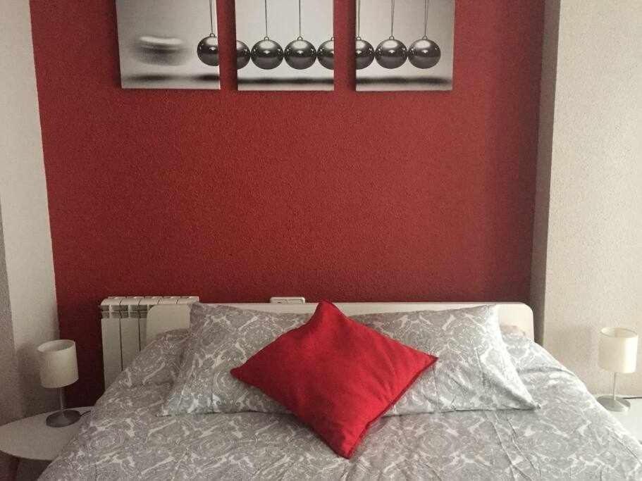 Apartamento Ayla Ayuntamiento Pamplona Bagian luar foto