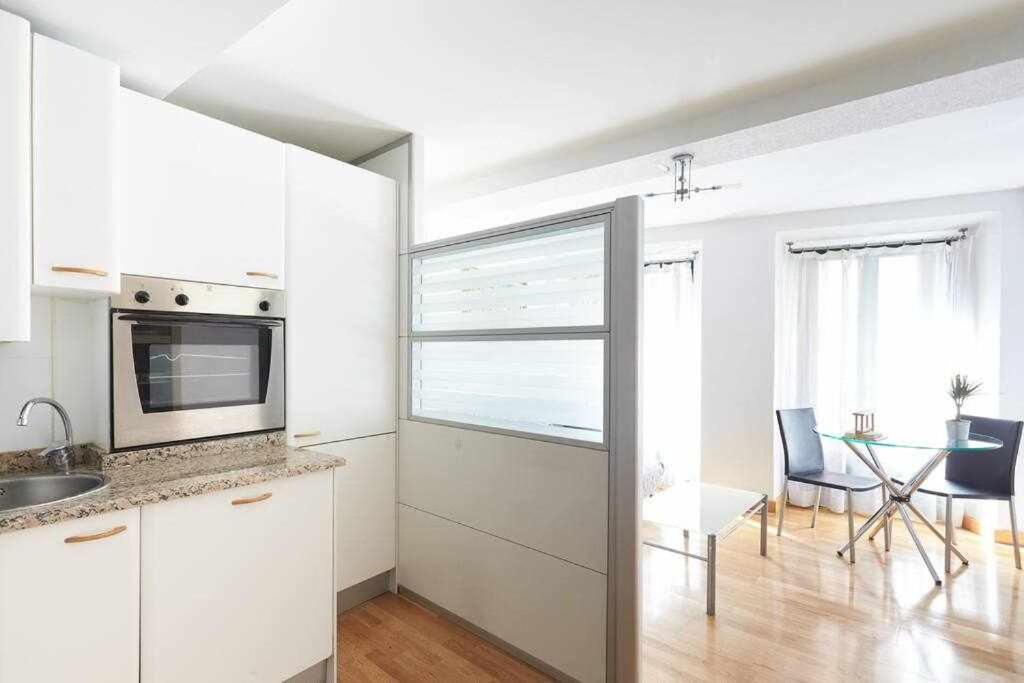 Apartamento Ayla Ayuntamiento Pamplona Bagian luar foto