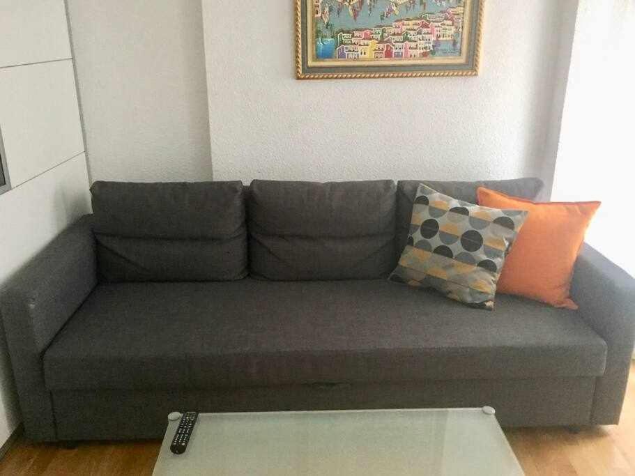 Apartamento Ayla Ayuntamiento Pamplona Bagian luar foto